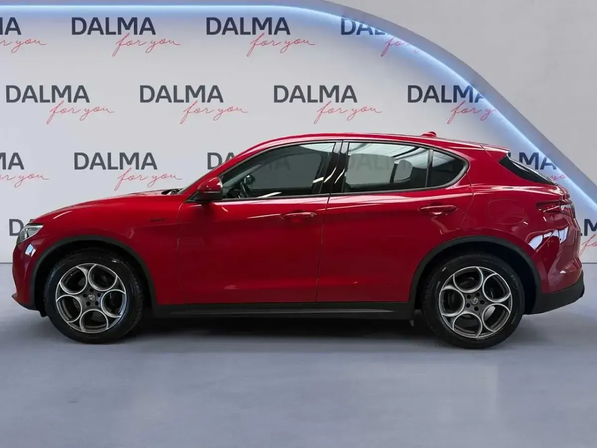 Usata Alfa Romeo Stelvio Sprint 190 CV (139 kW) 2022 Rosso SUV