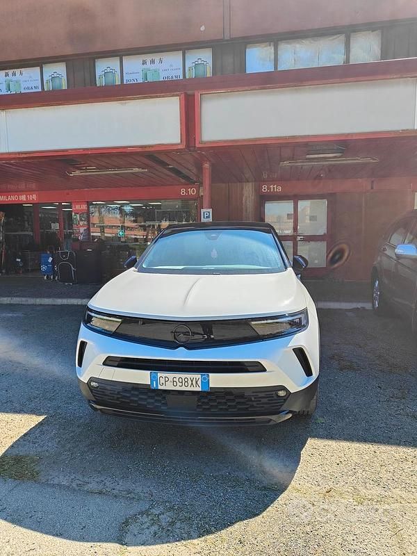 Usata Opel Mokka 130 CV (95 kW) 2023 Bianco SUV