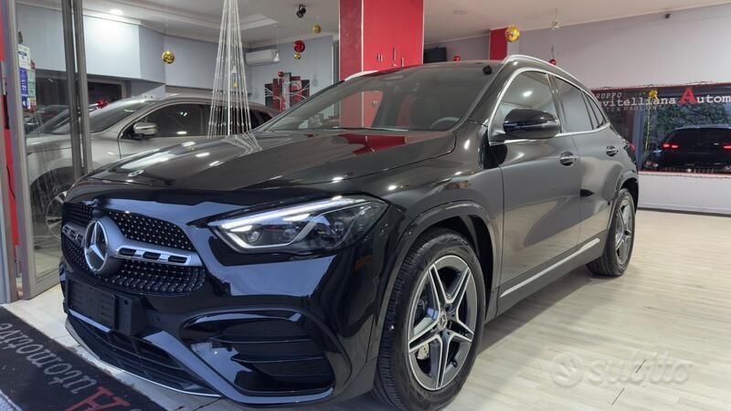 Usata Mercedes GLA200 AMG line 150 CV (110 kW) 2024 Nero SUV