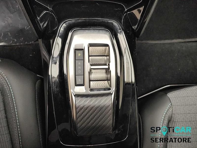 Usata Peugeot e-208 Allure 100 kW (136 CV) 2023 Giallo Utilitaria