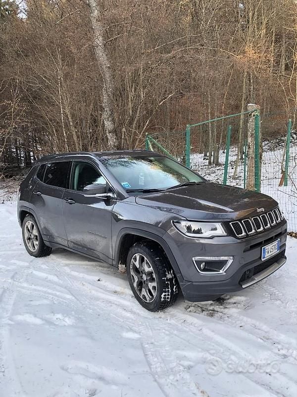 Usata Jeep Compass Limited 140 CV (102 kW) 2019 Grigio SUV