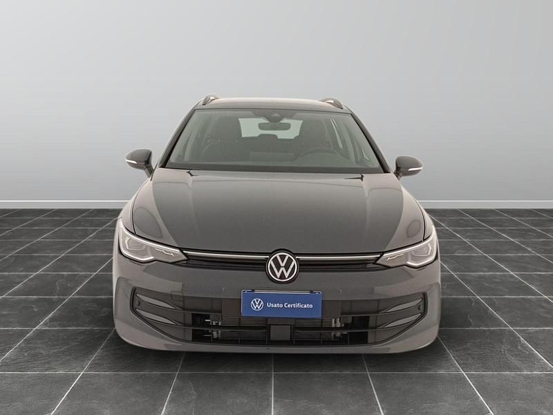 Usata VW Golf VIII Life 115 CV (84 kW) 2024 Grigio Station wagon