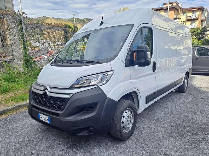 Usata Citroën Jumper 140 CV (102 kW) 2023 Bianco icy pastello Monovolume