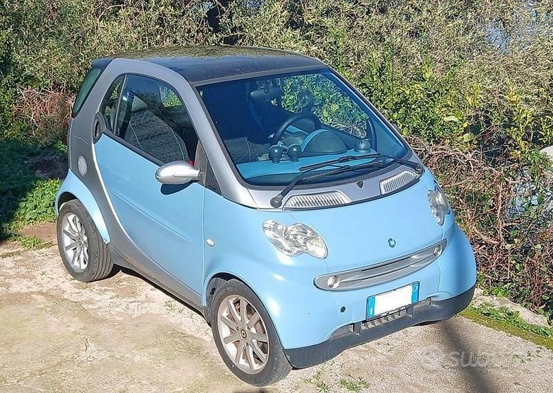Blu Usata 2006 Smart ForTwo Coupé Pulse Coupé | 3900 € (Buon prezzo) - Immagine 1/4