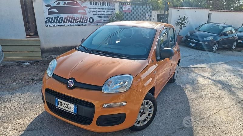 Arancione Usata 2018 Fiat Panda Lounge Tre volumi | 6999 € (Ottimo prezzo) - Immagine 1/4