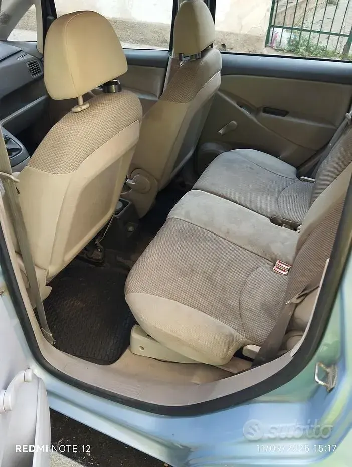 Usata Fiat Idea 69 CV (50 kW) 2005 Bluazzurro Monovolume