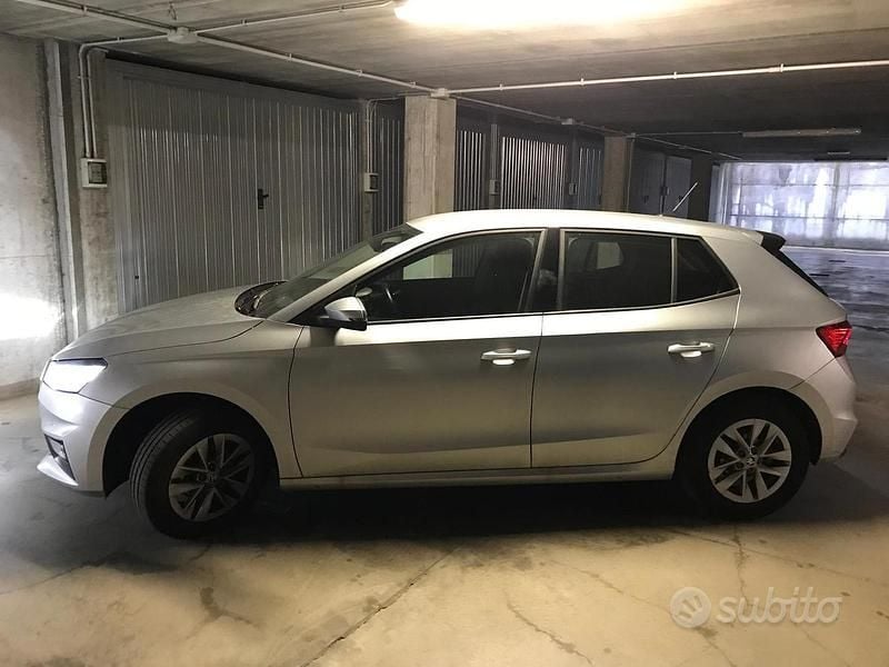 Usata Skoda Fabia 80 CV (58 kW) 2022 Grigio Utilitaria