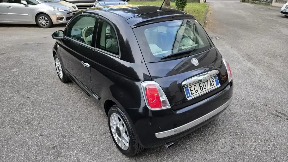 Usata Fiat 500 Lounge 69 CV (50 kW) 2011 Nero Berlina