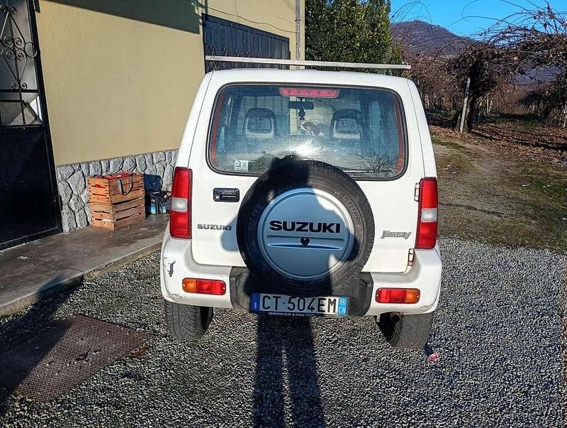 Usata Suzuki Jimny 86 CV (63 kW) 2005 SUV