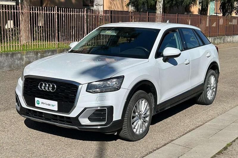 Usata Audi Q2 Business 116 CV (85 kW) 2018 Bianco SUV