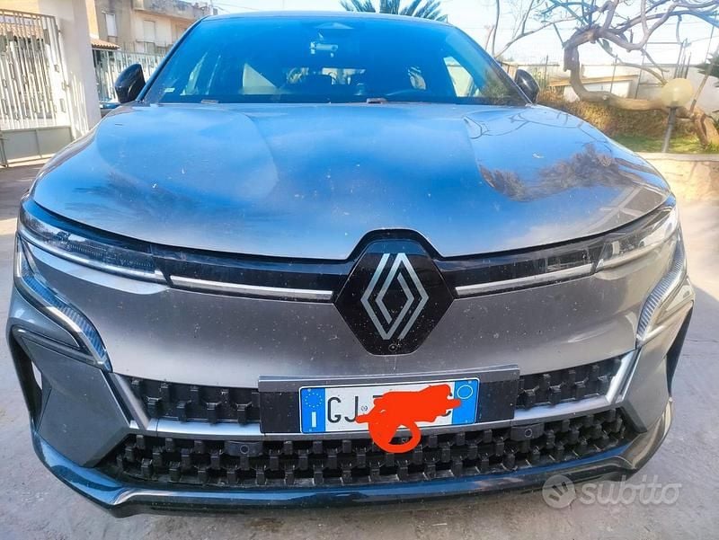 Usata Renault Megane E-Tech 161 kW (220 CV) 2022 Berlina