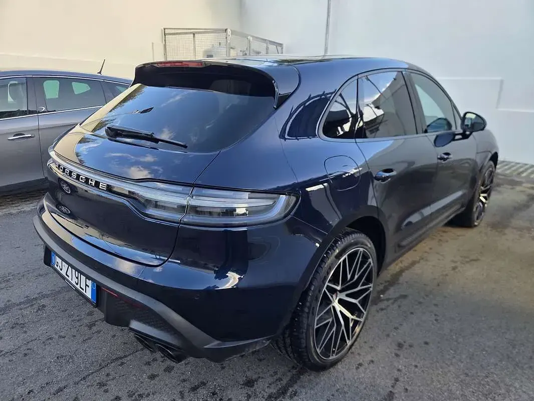 Usata Porsche Macan Sport 265 CV (194 kW) 2022 Blu/azzurro SUV