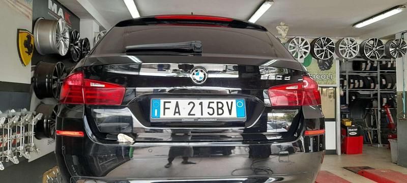 Usata BMW 520 190 CV (139 kW) 2015 Nero Station wagon