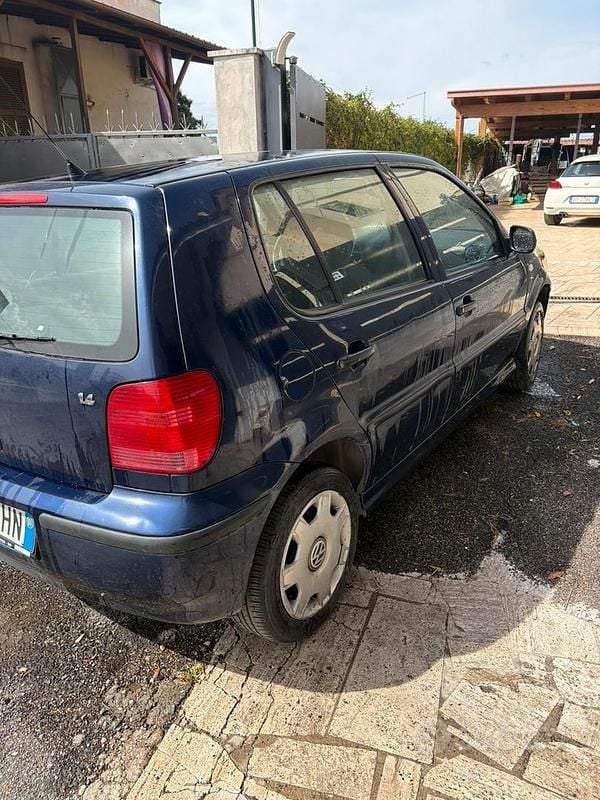 Usata VW Polo 2001 Blu Berlina