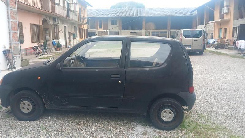 Usata Fiat 600 2000 Nero