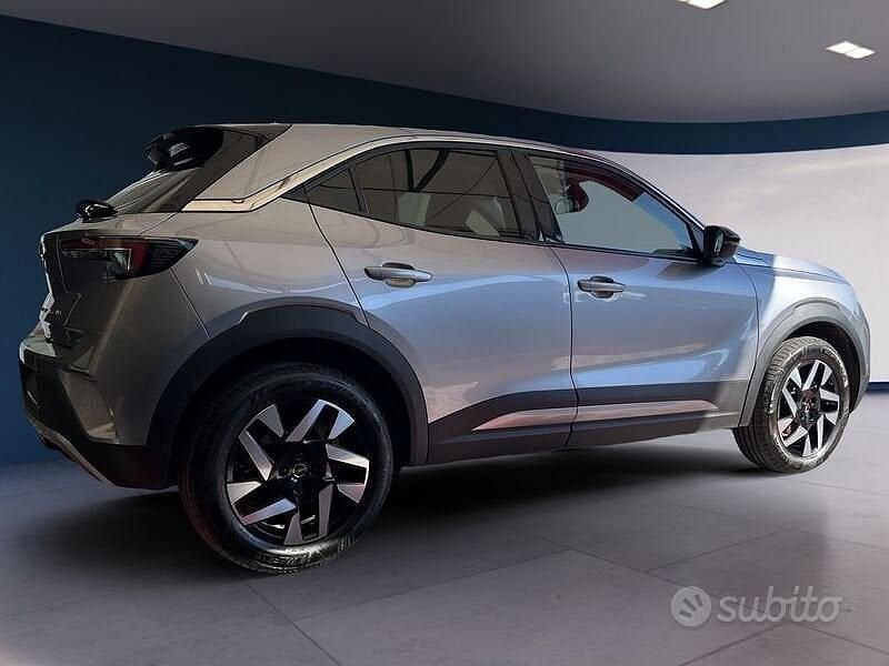 Usata Opel Mokka Elegance 101 CV (74 kW) 2023 Grigio SUV