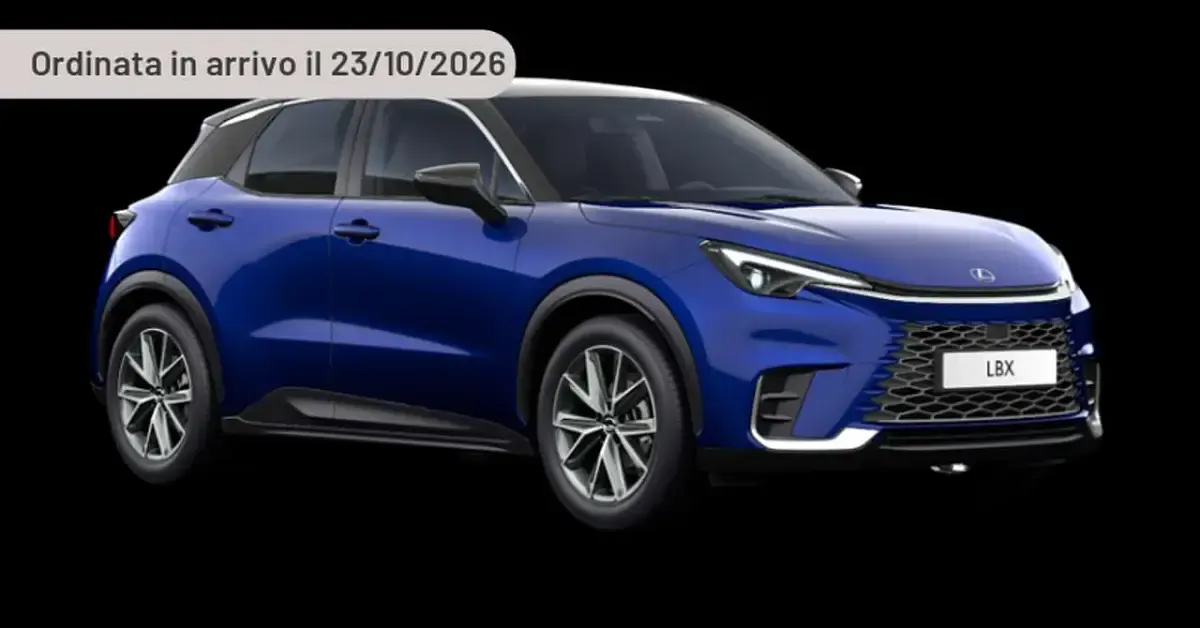 Usata Lexus LBX 136 CV (100 kW) 2024 Argento SUV