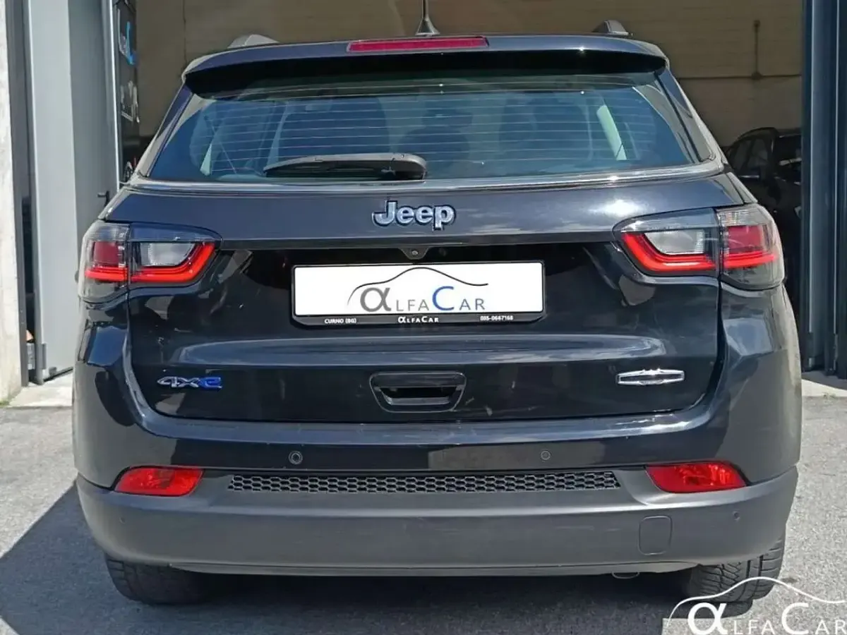 Usata Jeep Compass 131 CV (96 kW) 2021 Carbon black SUV