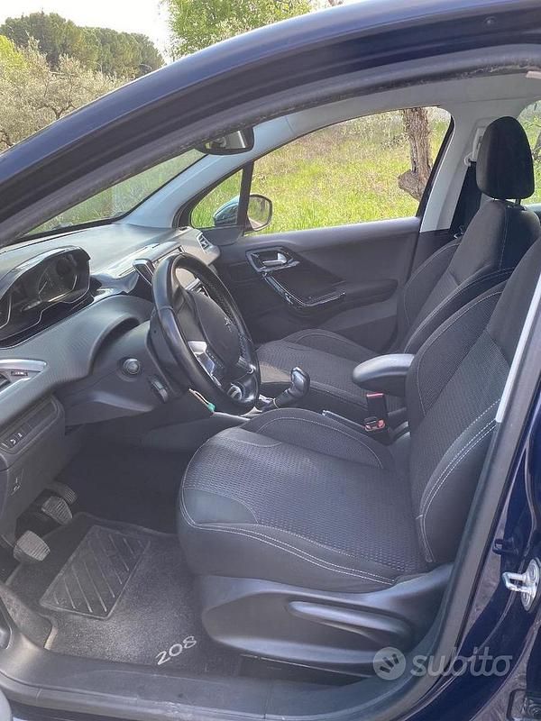 Usata Peugeot 208 75 CV (55 kW) 2017 Utilitaria