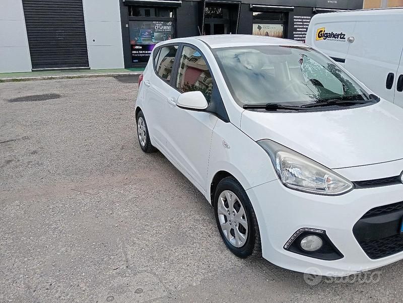 Usata Hyundai i10 67 CV (49 kW) 2015 Utilitaria