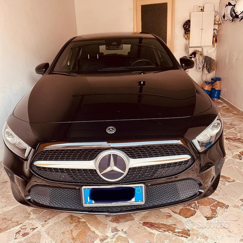 Usata Mercedes A180 2020 Nero Station wagon