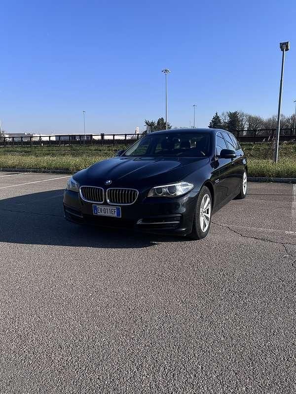 Usata BMW 520 Luxury Line 184 CV (135 kW) 2014 Station wagon