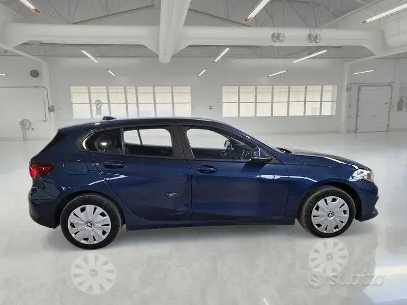 Usata BMW 116 115 CV (84 kW) 2023 Blu Utilitaria