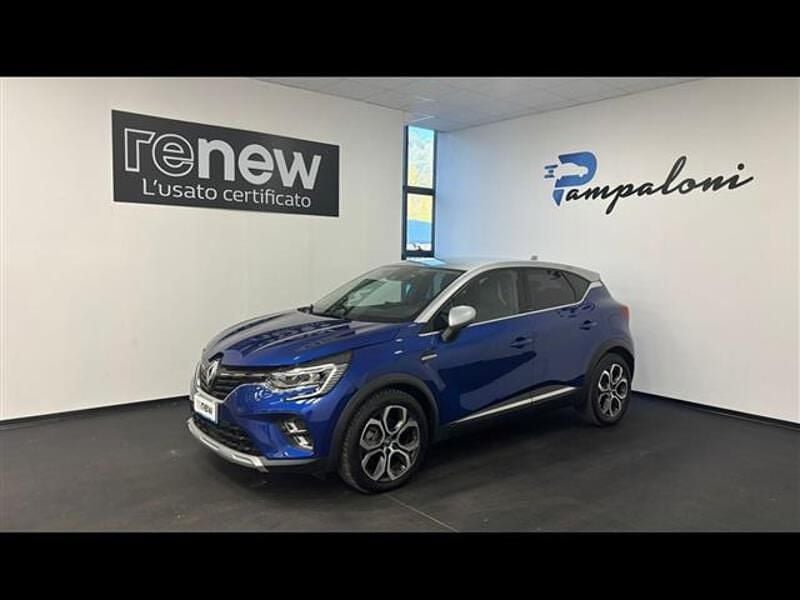 Second-hand Renault Captur Intens 160 CP (117 kW) 2020 Albastru SUV