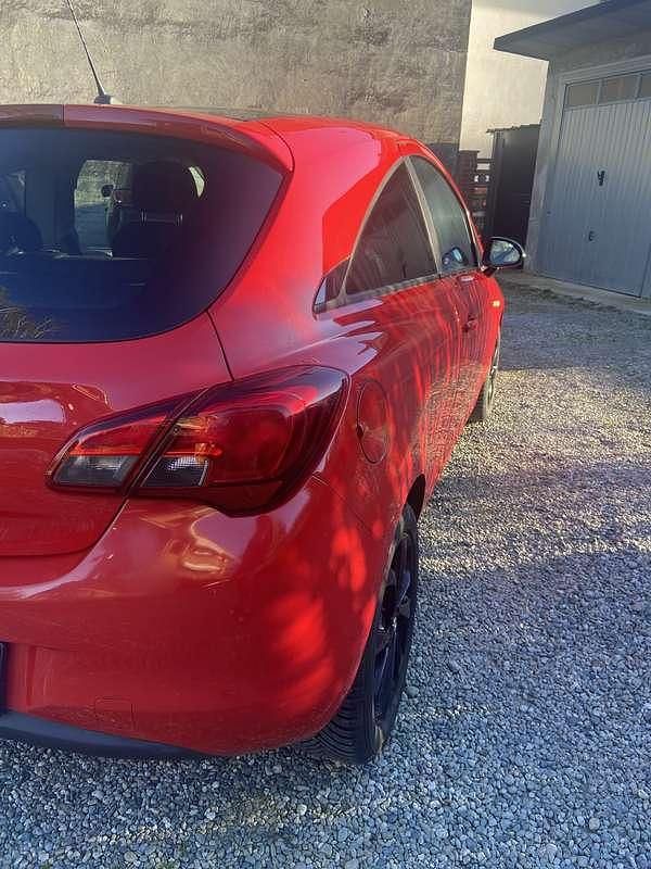 Usata Opel Corsa 90 CV (66 kW) 2015 Utilitaria
