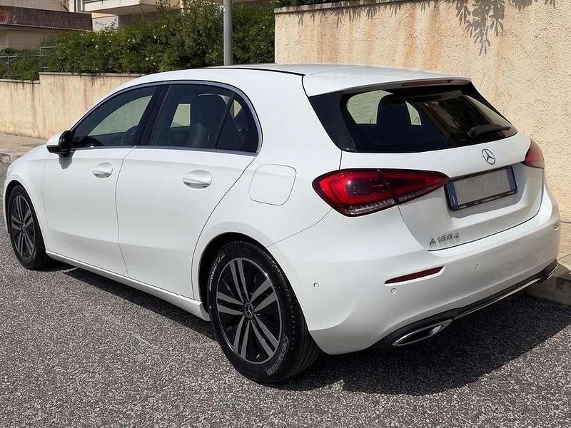 Usata Mercedes A180 116 CV (85 kW) 2019 Bianco Berlina