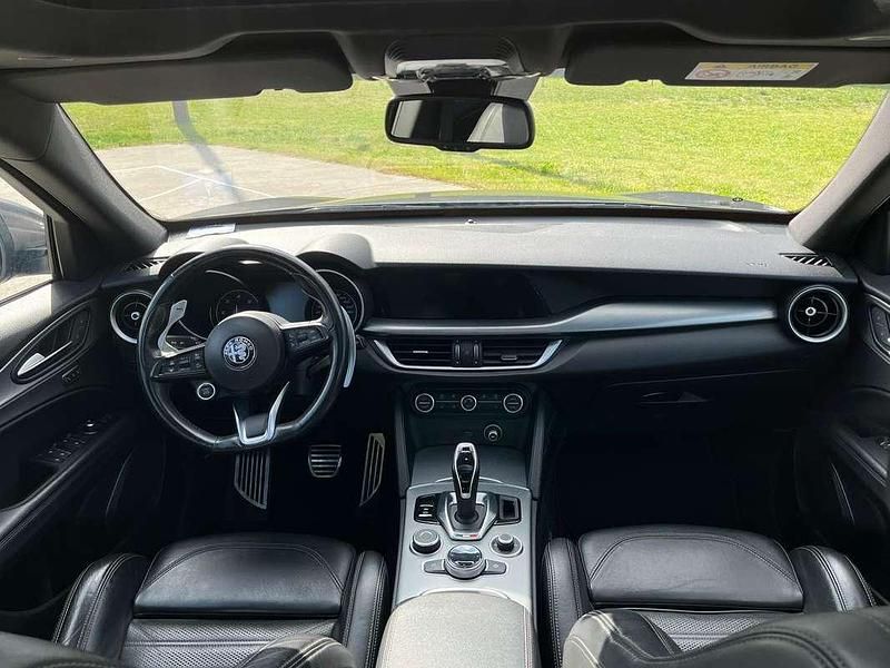 Usata Alfa Romeo Stelvio Veloce 210 CV (154 kW) 2020 Grigio SUV