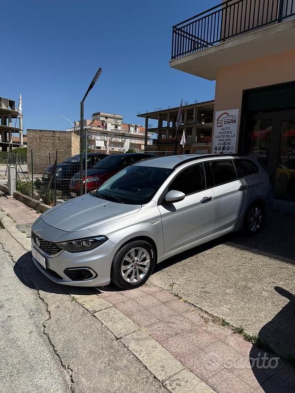 Usata Fiat Tipo S 120 CV (88 kW) 2018 Grigio Station wagon