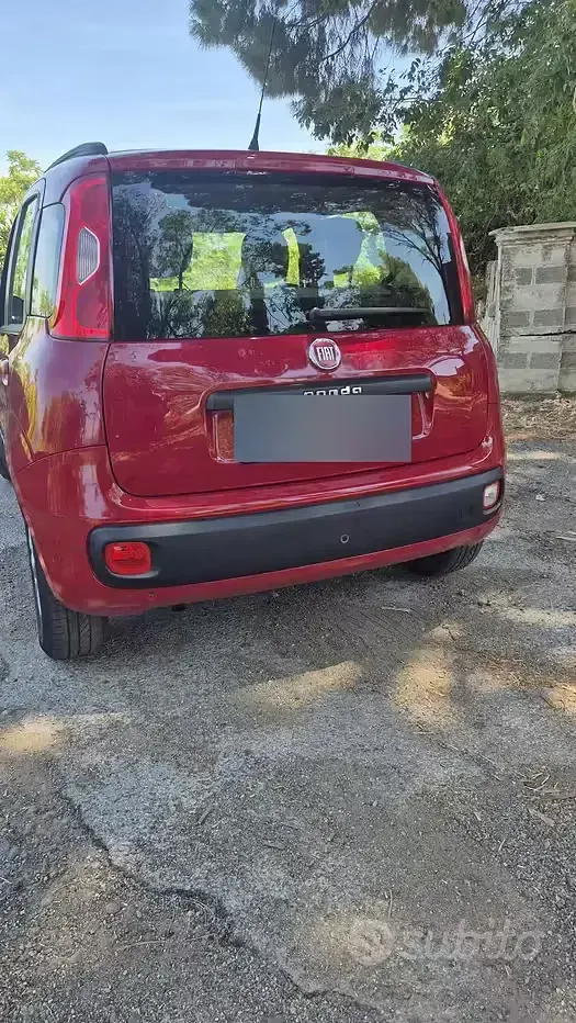 Usata Fiat Panda 69 CV (50 kW) 2015 Rosso Utilitaria