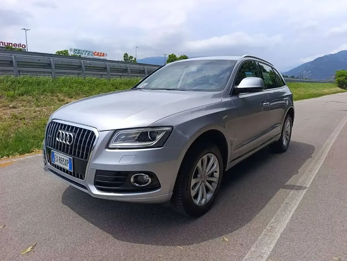 Usata Audi Q5 Advanced Plus 163 CV (119 kW) 2015 Argento SUV