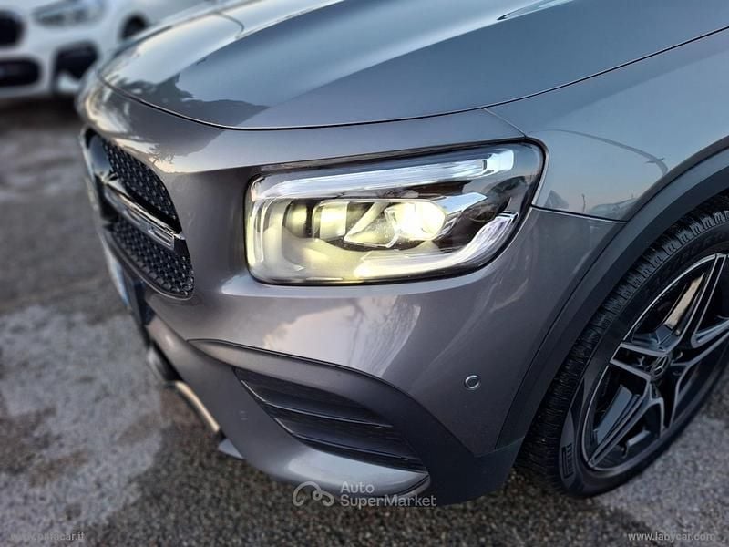 Usata Mercedes GLB200 Premium 150 CV (110 kW) 2021 Grigio SUV