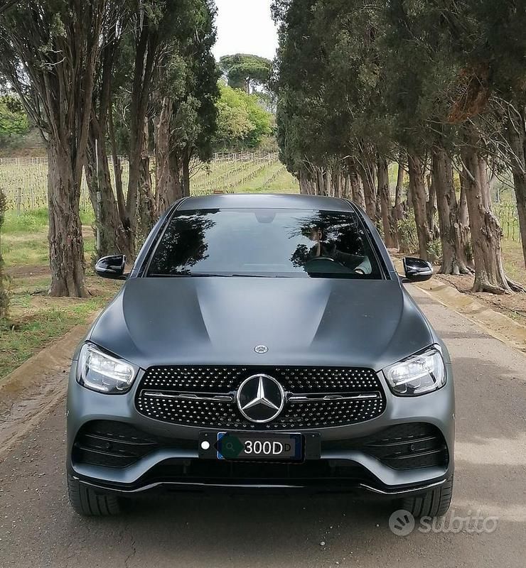 Usata Mercedes GLC300 AMG line 245 CV (180 kW) 2020 Grigio Coupé