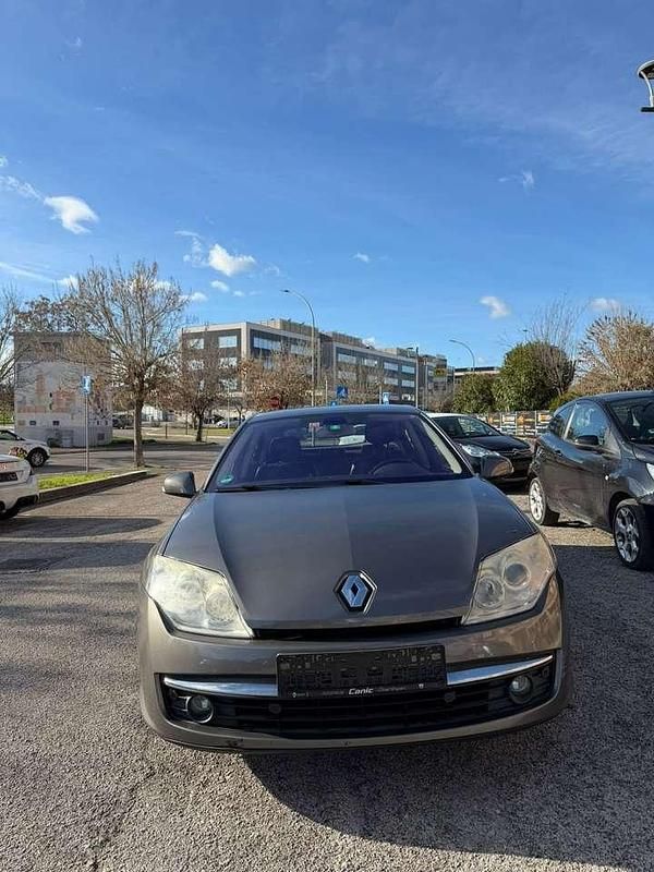 Usata Renault Laguna III 110 CV (80 kW) 2012 Other Berlina