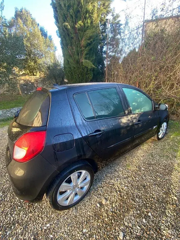 Usata Renault Clio IV 75 CV (55 kW) 2012 Nero Berlina