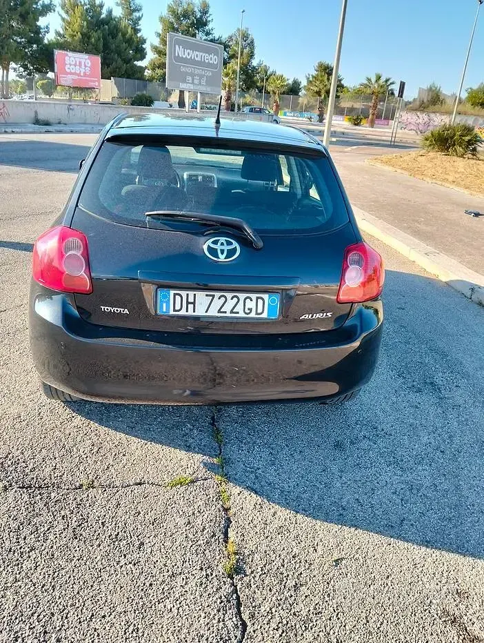 Usata Toyota Auris 90 CV (66 kW) 2008 Utilitaria