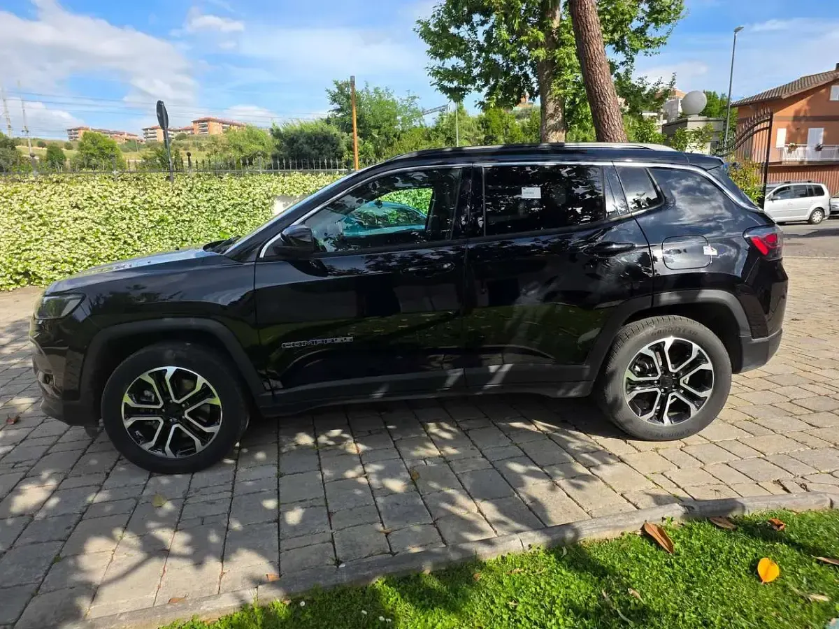 Usata Jeep Compass Limited 131 CV (96 kW) 2022 Nero SUV