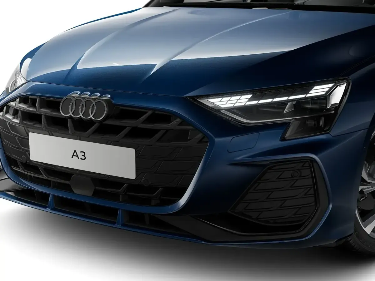 Nuova Audi A3 S-Line 150 CV (110 kW) 2026 Blu ascari metallizzato Berlina