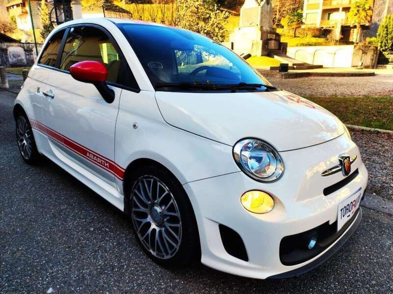 Usata Abarth 500 Custom 140 CV (102 kW) 2014 Bianco pastello Utilitaria