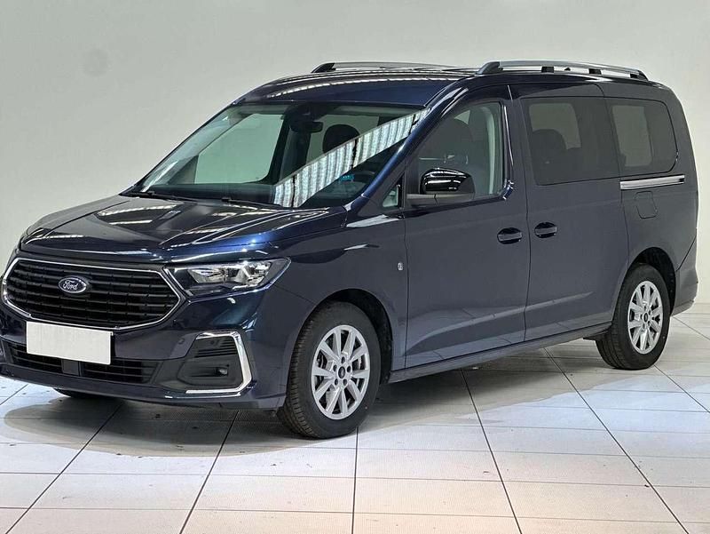 Usata Ford Tourneo Titanium 122 CV (89 kW) 2024 Blu/azzurro