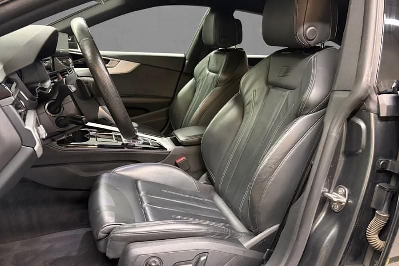 Usata Audi A5 S-Line 204 CV (150 kW) 2023 Grigio metallizzato Coupé