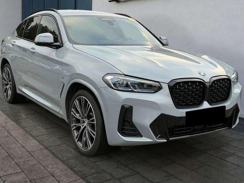 Brooklyn grau Usata 2024 BMW X4 M Sport SUV | 55.900 € (Buon prezzo) - Immagine 1/4