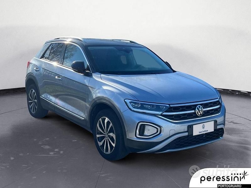 Usata VW T-Roc Style 110 CV (80 kW) 2023 Pyrite SUV