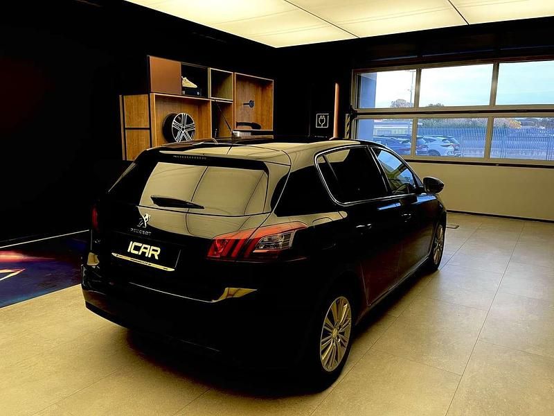 Usata Peugeot 308 Allure 131 CV (96 kW) 2021 Nero Berlina