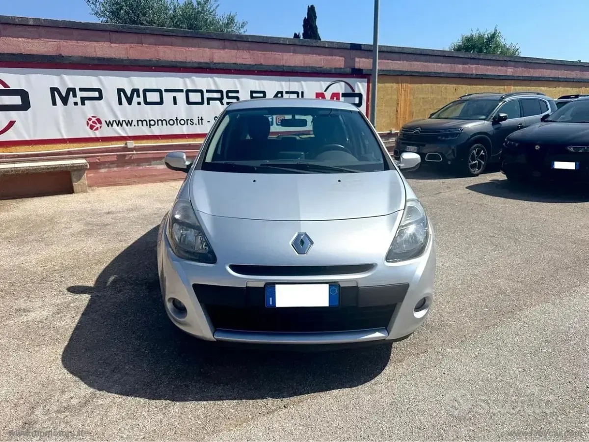 Usata Renault Clio IV 75 CV (55 kW) 2012 Grigio Berlina