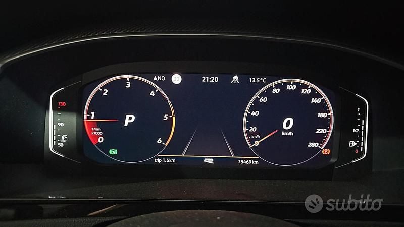 Usata VW Arteon R-line 200 CV (147 kW) 2021 Grigio Berlina