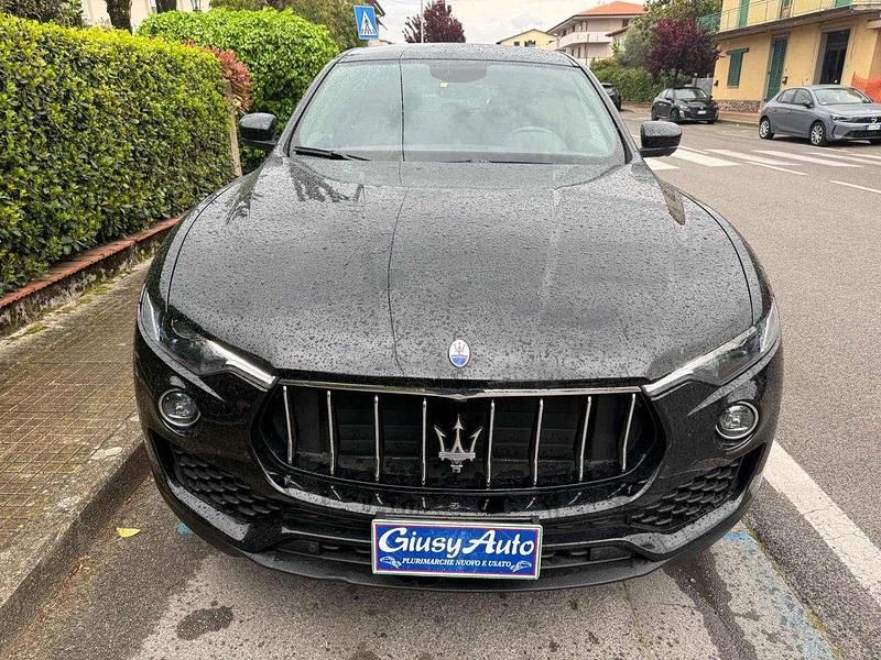 Usata Maserati Levante 250 CV (183 kW) 2021 Nero SUV